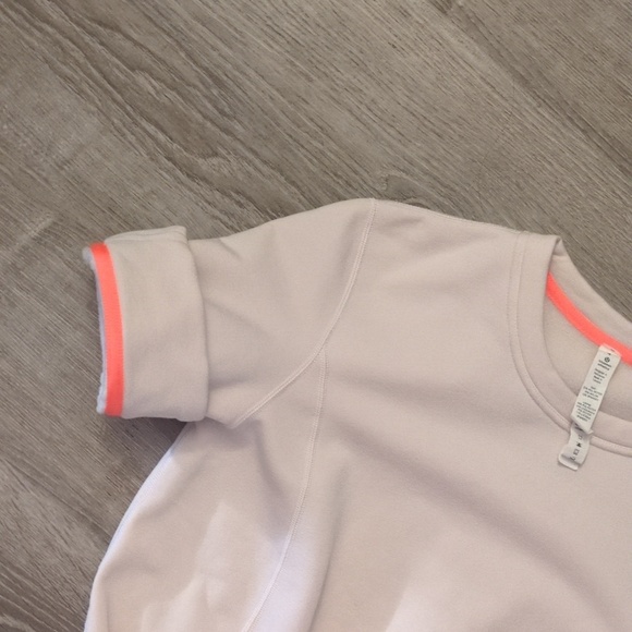 Lululemon Peplum PulloverNeutral Blush Size 4